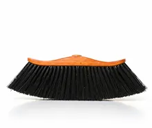 Scopa Pavone classica nera setole morbide