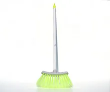 Scopino con manichetto pulizia spazi ridotti